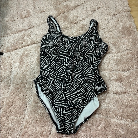 Speedo black and white one piece swimsuit size XL - Picture 1 of 3